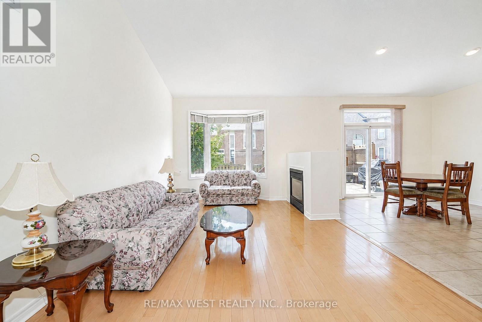 21 MIRA VISTA PLACE - 4