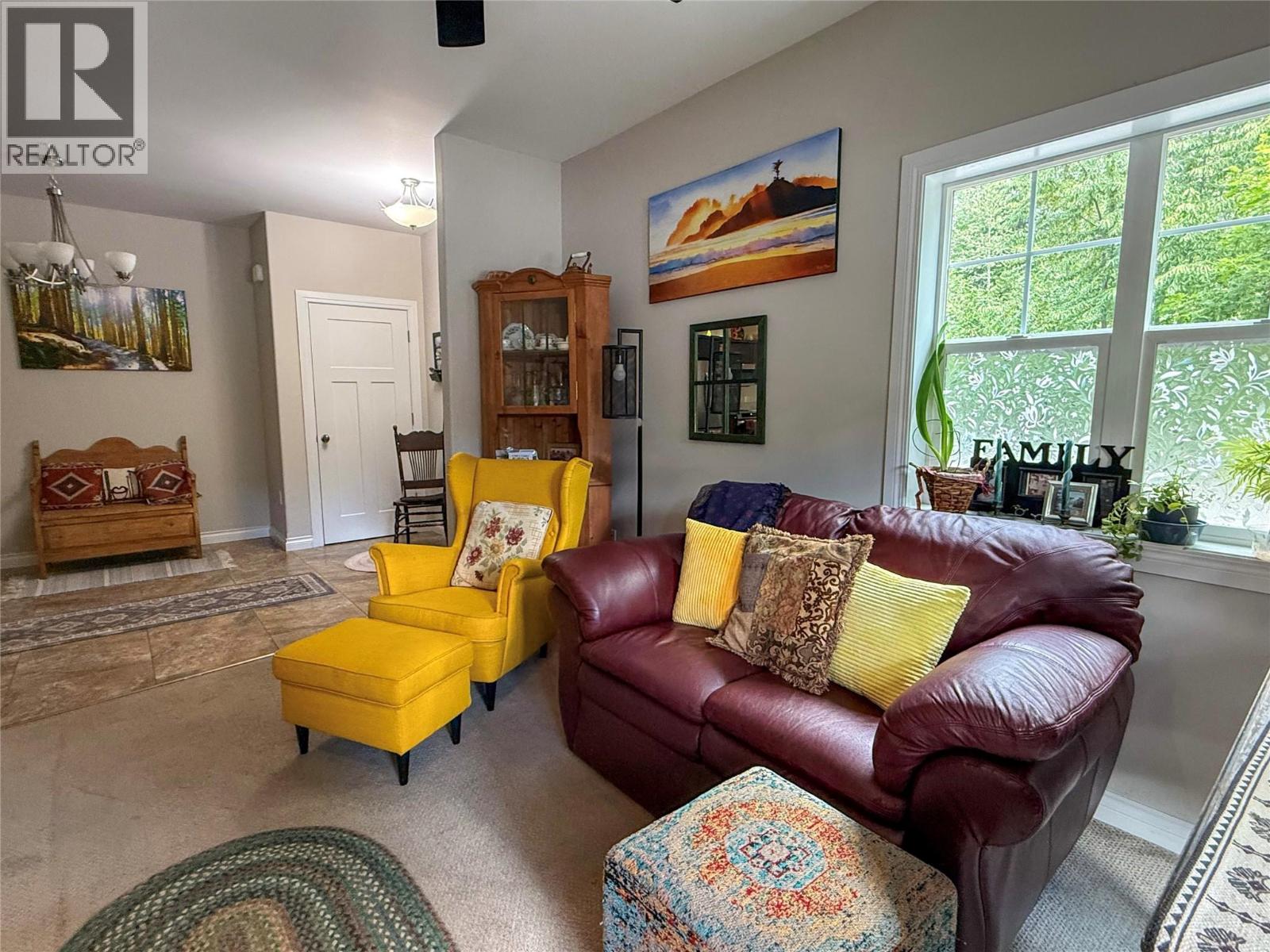 #103 2011 Perrier Road - 9