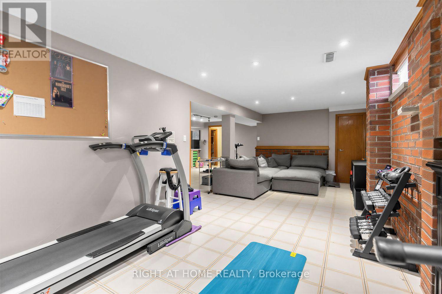 112 BELVIEW AVENUE - 37