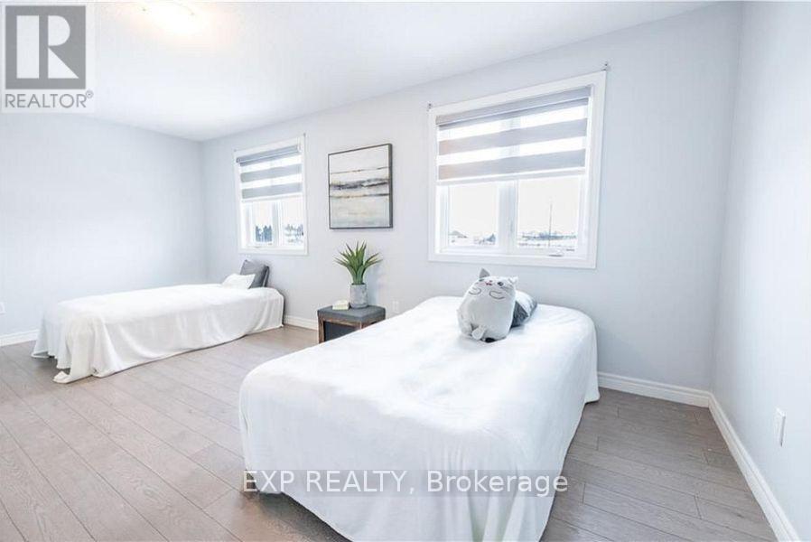 1441 DUNKIRK AVENUE - 32
