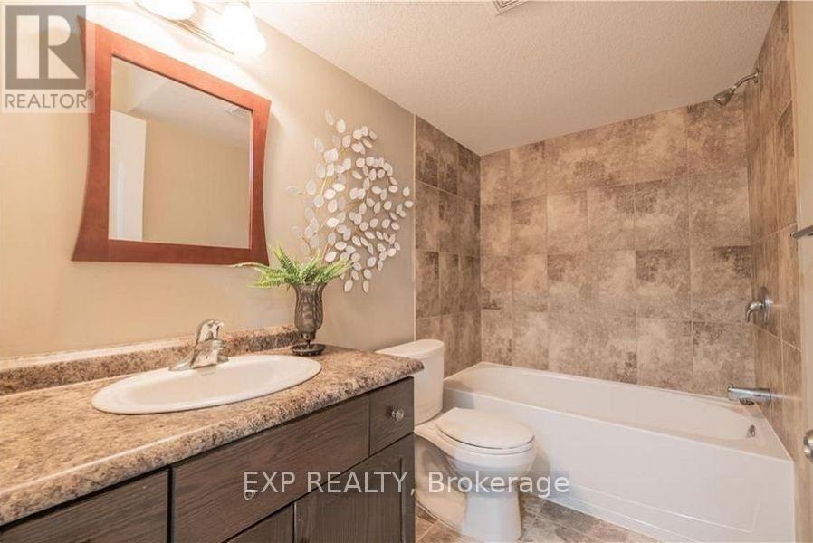 1441 DUNKIRK AVENUE - 42