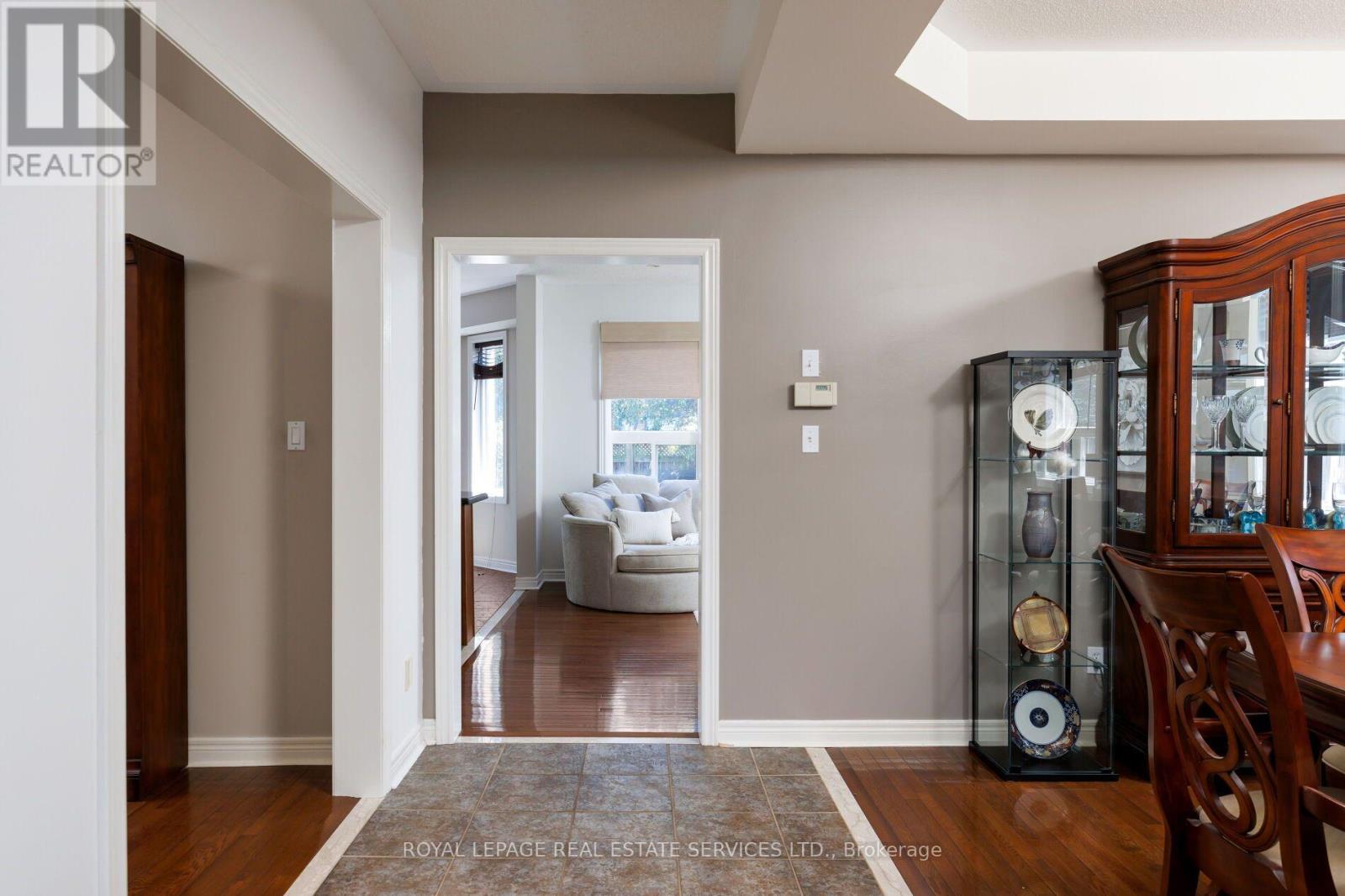 2190 KINGSRIDGE DRIVE - Image 10