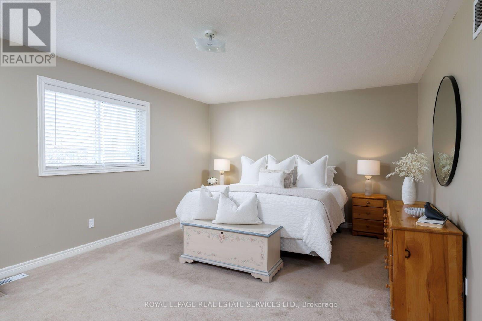 2190 KINGSRIDGE DRIVE - Image 24