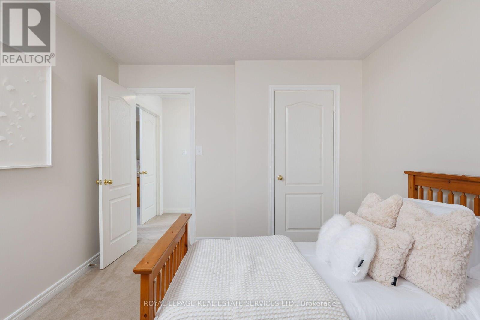 2190 KINGSRIDGE DRIVE - Image 28