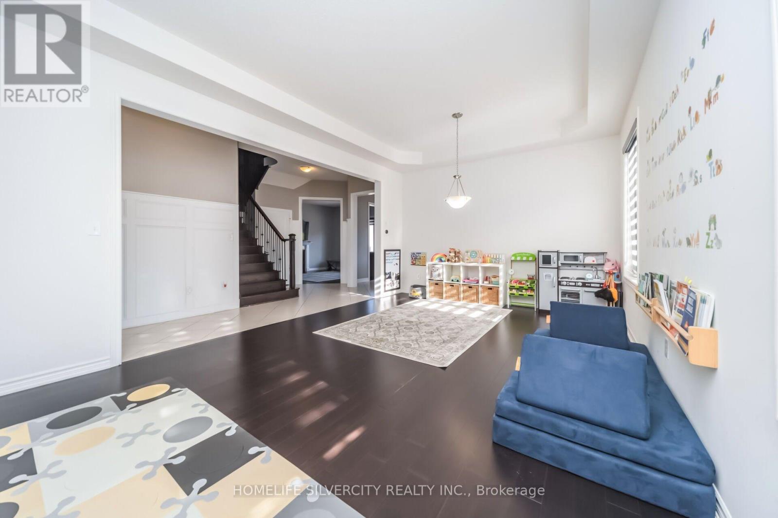14 OBSERVATORY CRESCENT - 11