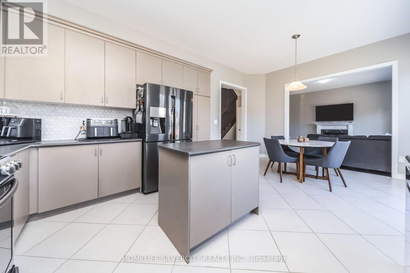14 OBSERVATORY CRESCENT - 14