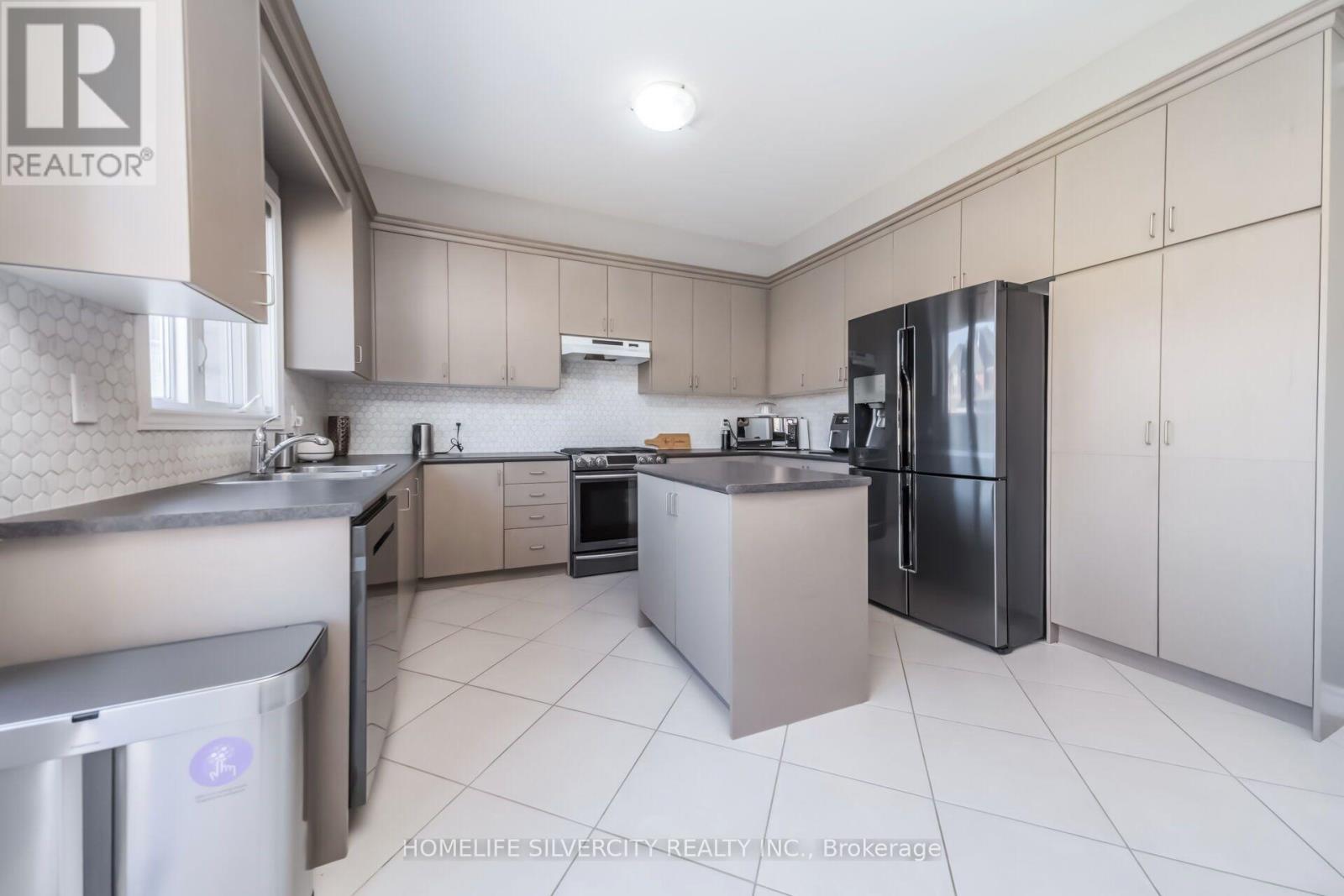 14 OBSERVATORY CRESCENT - 18