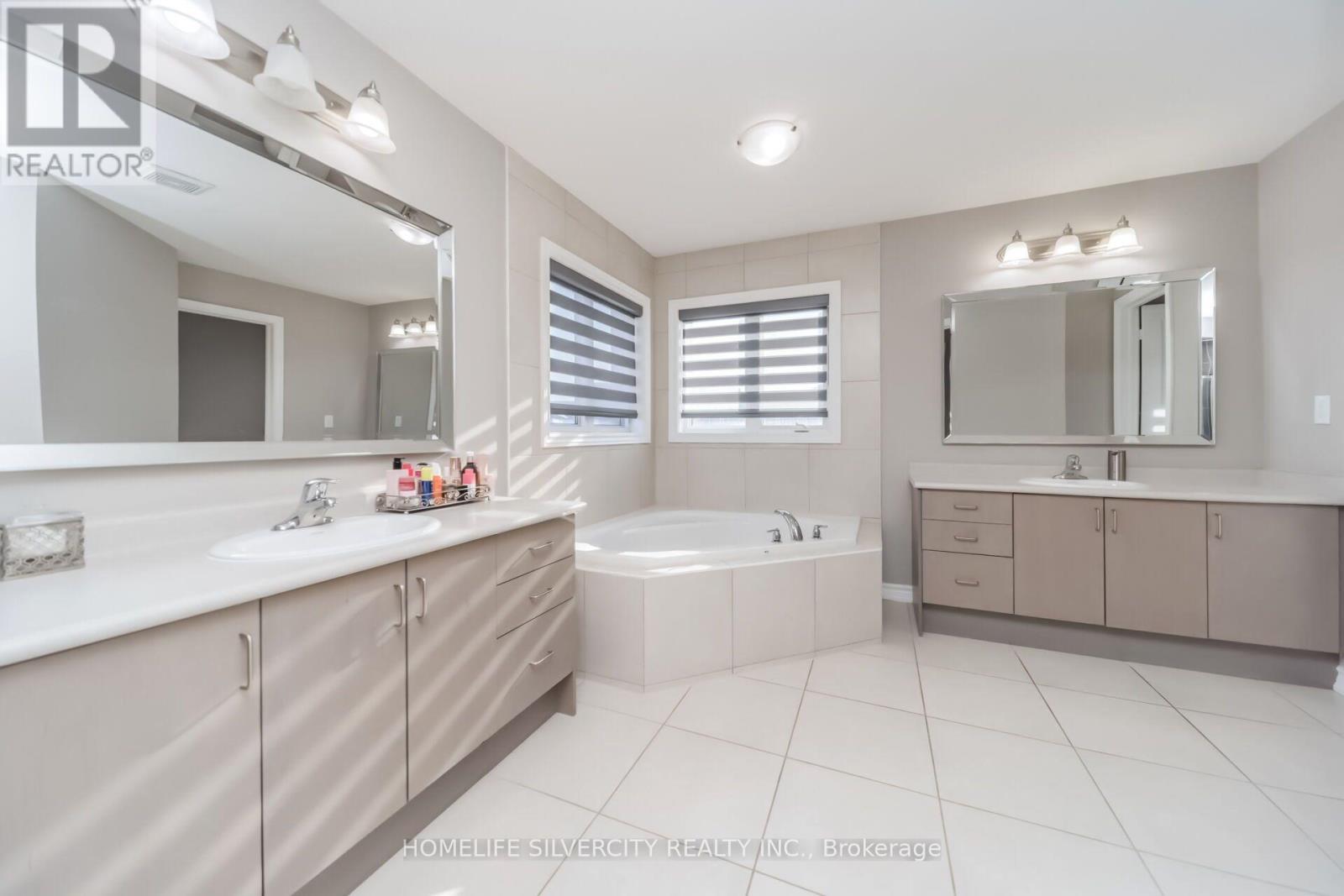 14 OBSERVATORY CRESCENT - 23