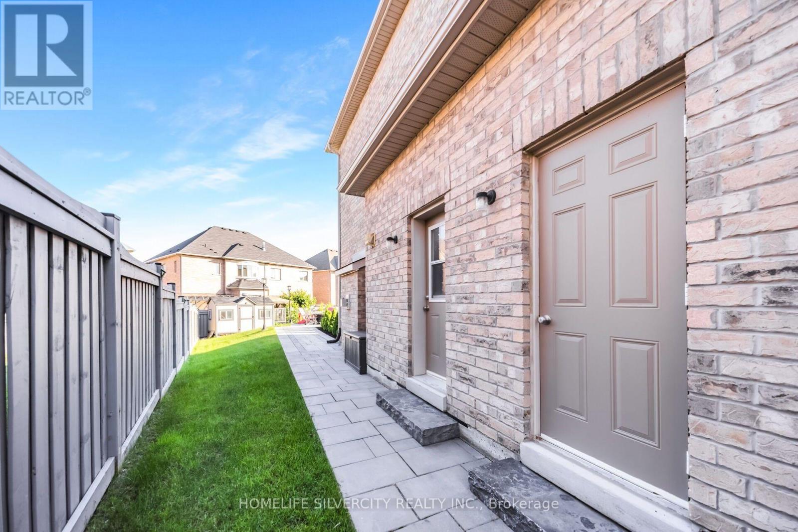 14 OBSERVATORY CRESCENT - 38