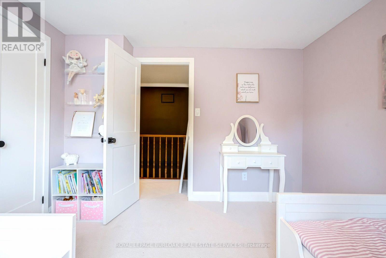 34 AMBLECOTE PLACE - Image 32