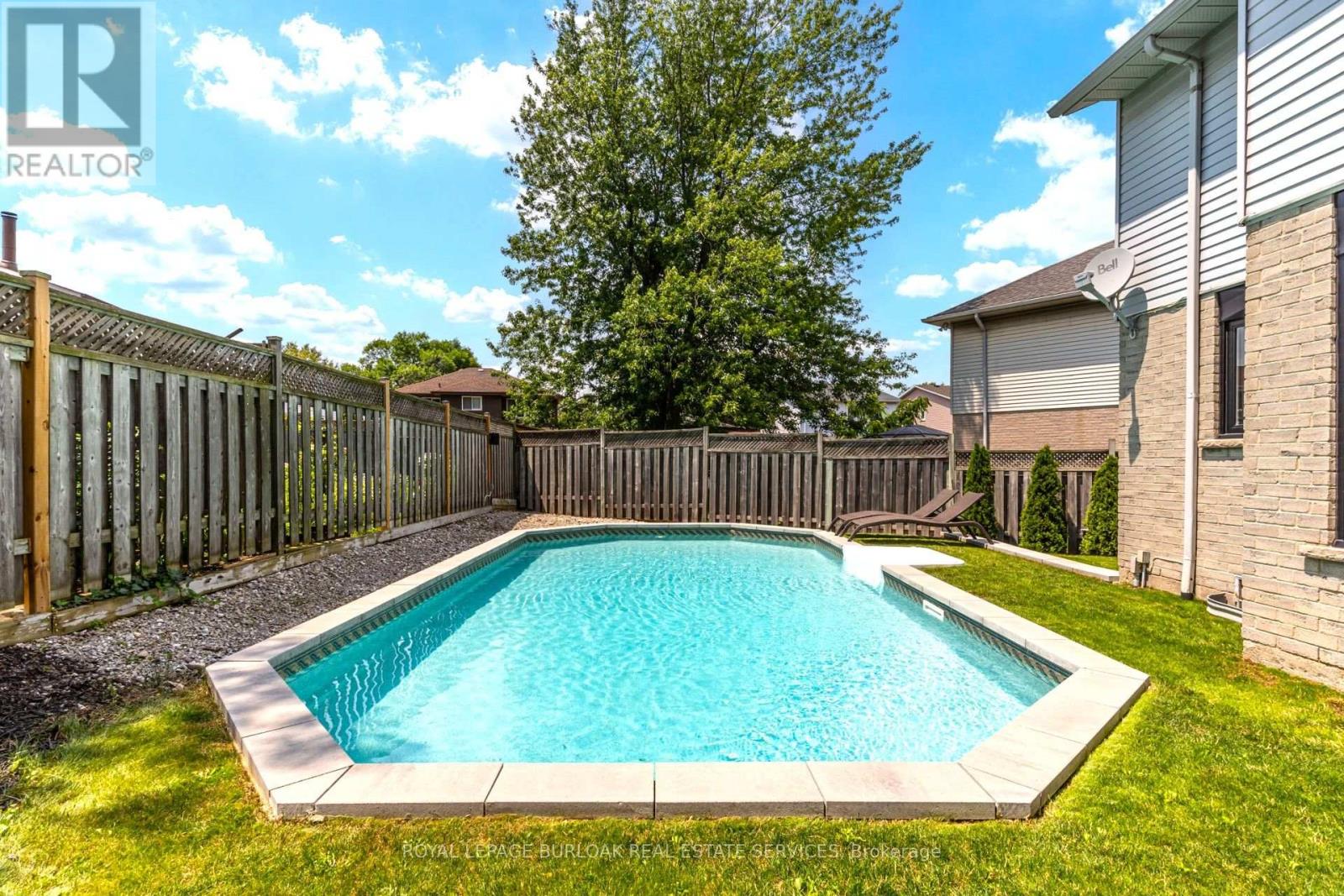 34 AMBLECOTE PLACE - 45