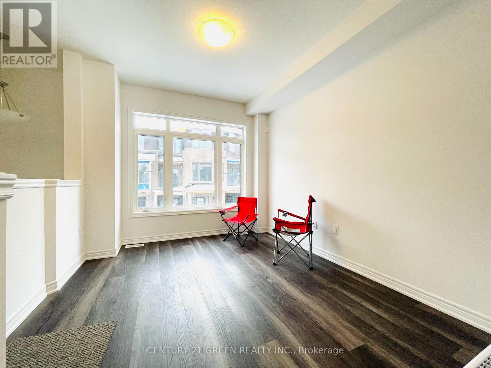 #11 575 WOODWARD AVENUE - 2