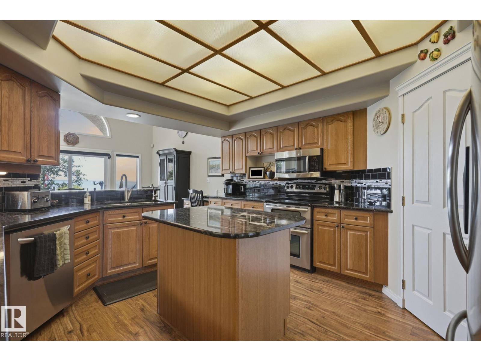 9 Martin RD - Image 9