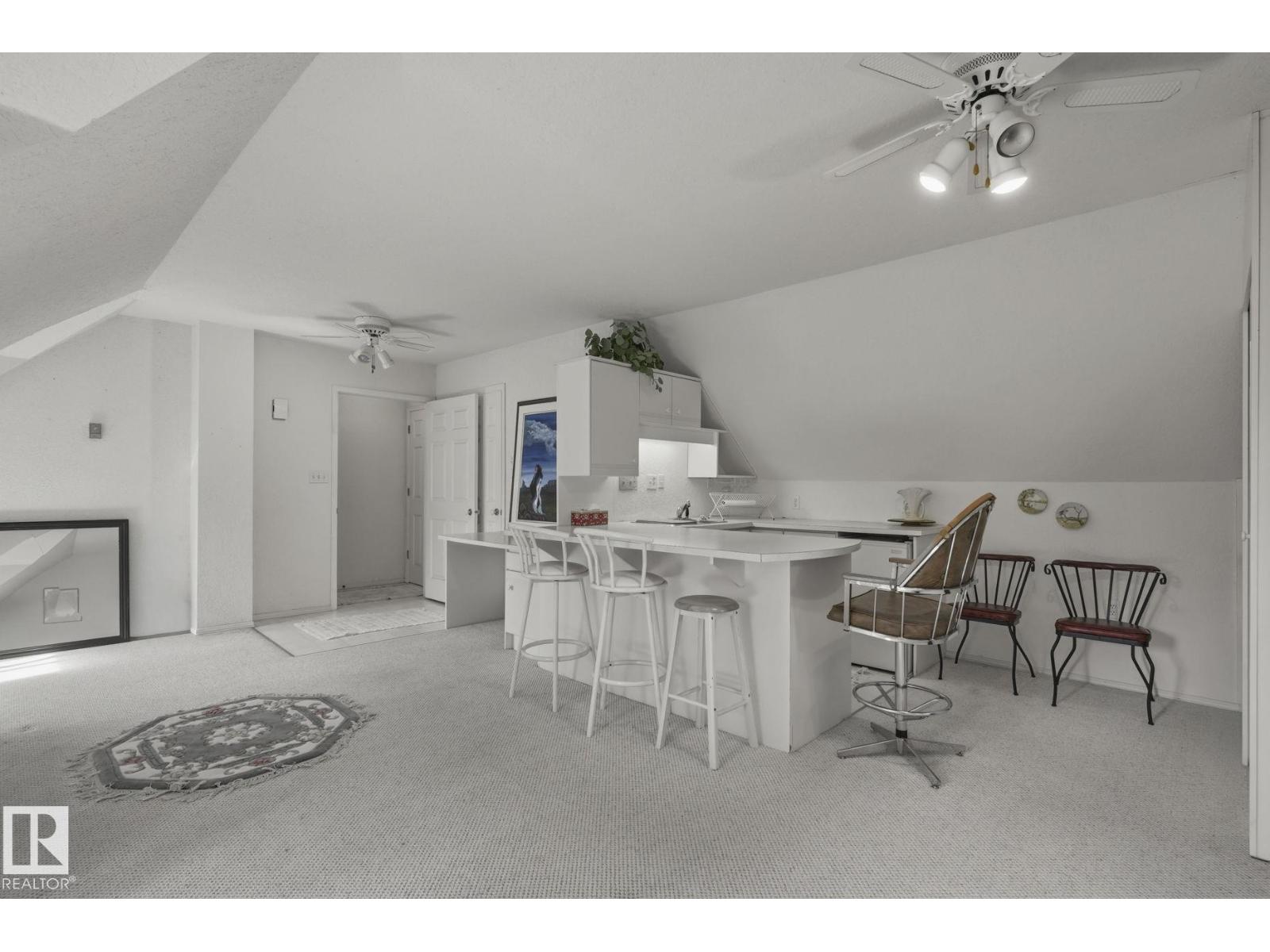 9 Martin RD - 53