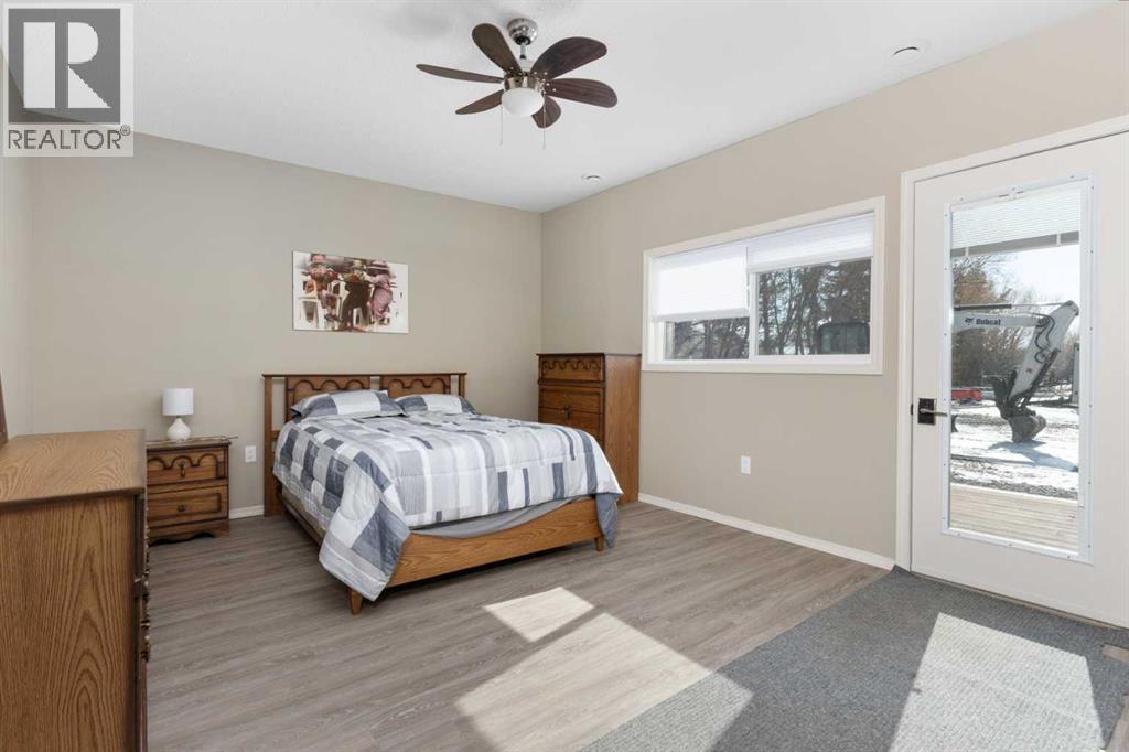 21045 480 Township - 25