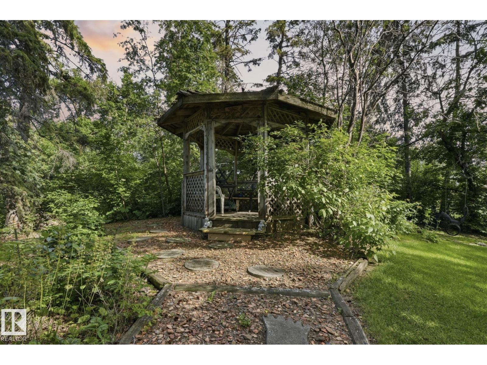 9 Martin RD - 60