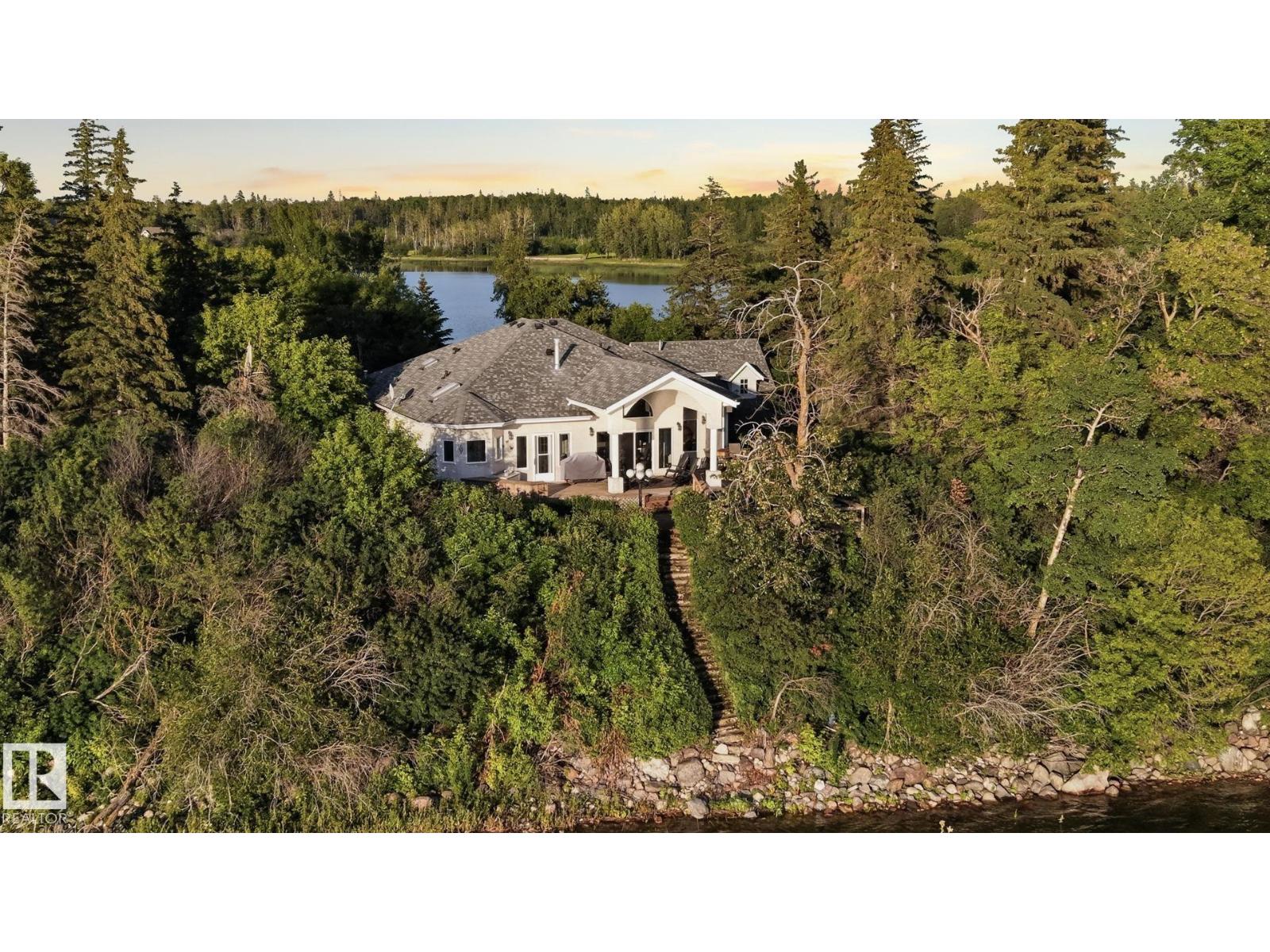 9 Martin RD - 67