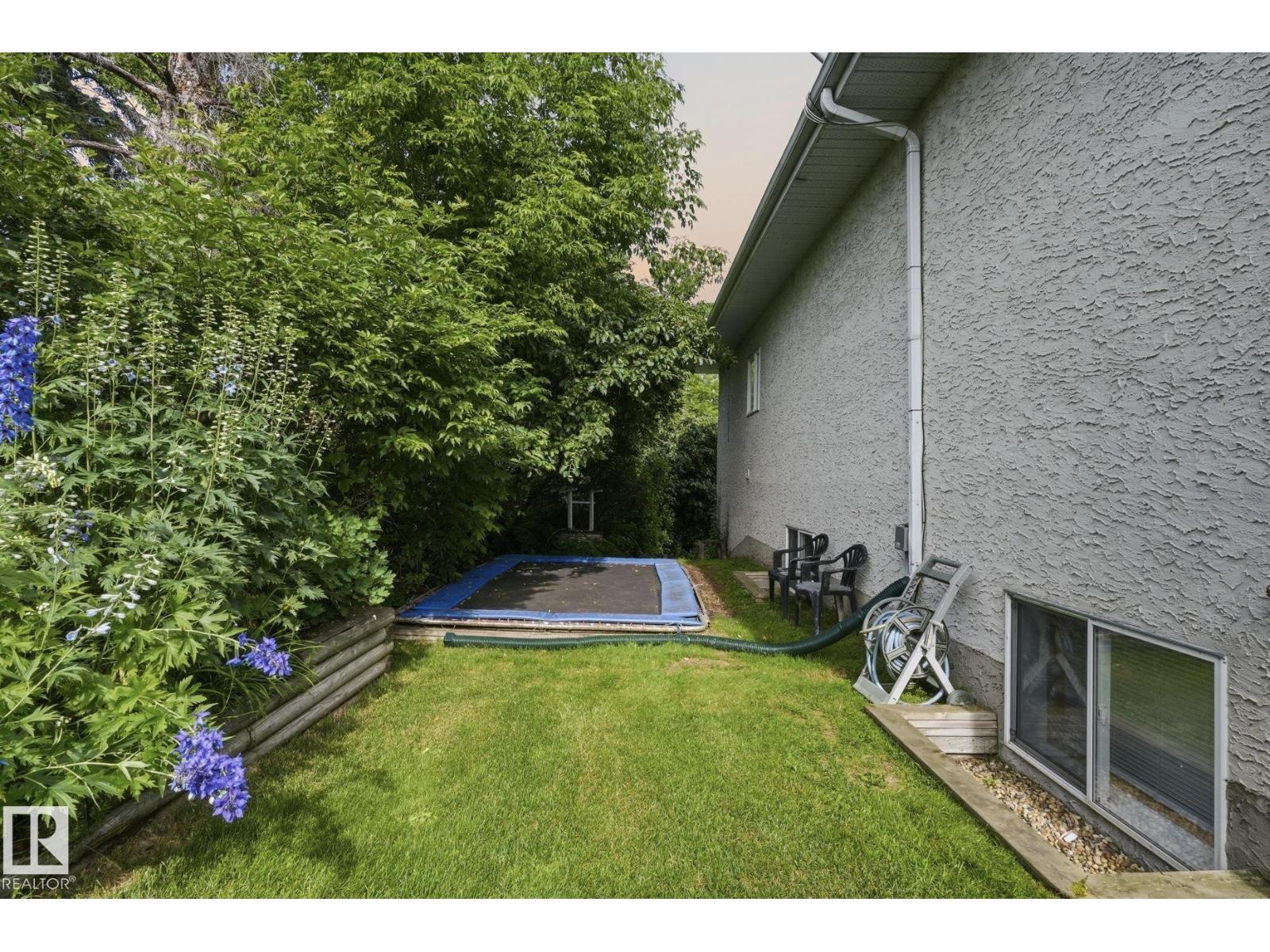 9 Martin RD - 43
