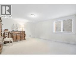 1981 Capistrano Drive, Kelowna, BC V1V2N1 Photo 43