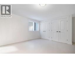 1981 Capistrano Drive, Kelowna, BC V1V2N1 Photo 44