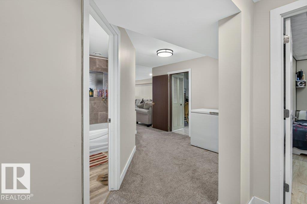 13803 133 AV NW - 29