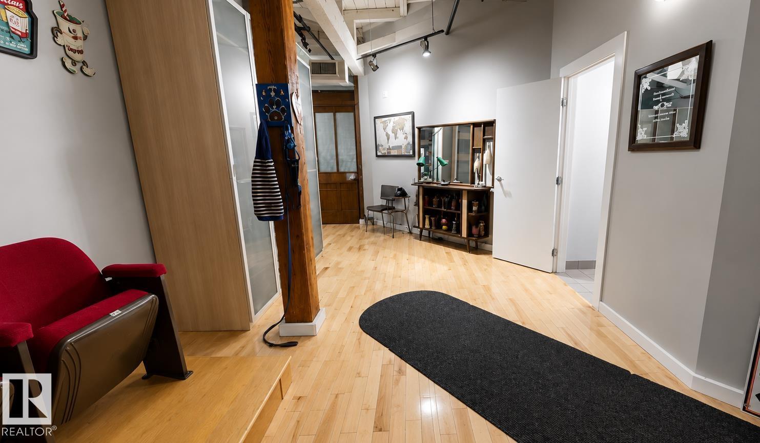 #506 10169 104 ST NW - 3