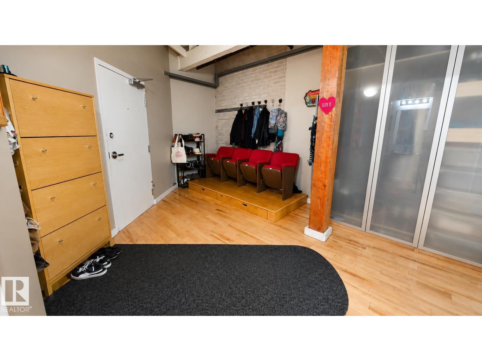 #506 10169 104 ST NW - 4