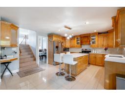 12608 67a Avenue, Surrey, BC V3W1G3 Photo 11