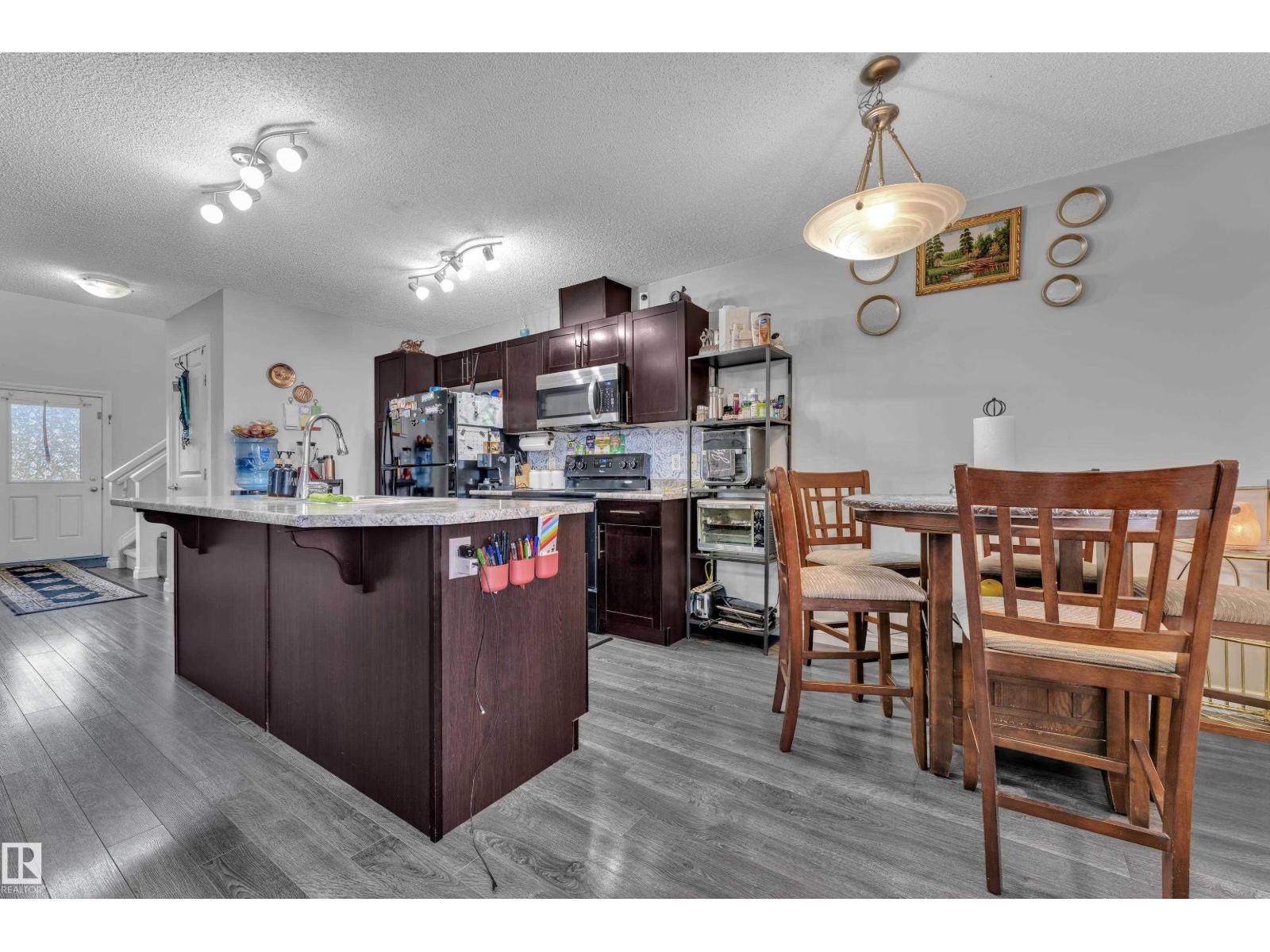 3127 16 AV NW - 15