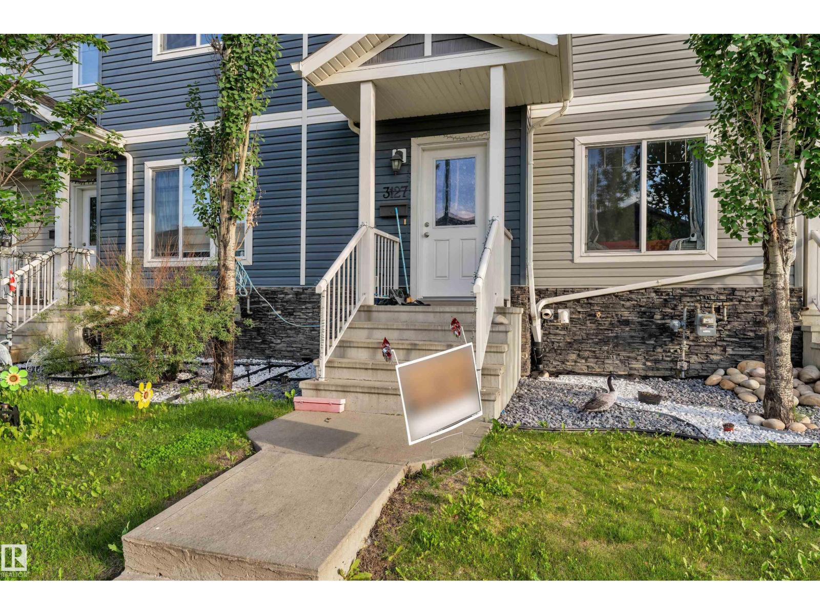 3127 16 AV NW - 4