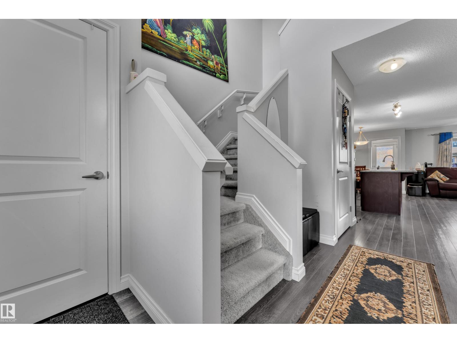 3127 16 AV NW - Image 8