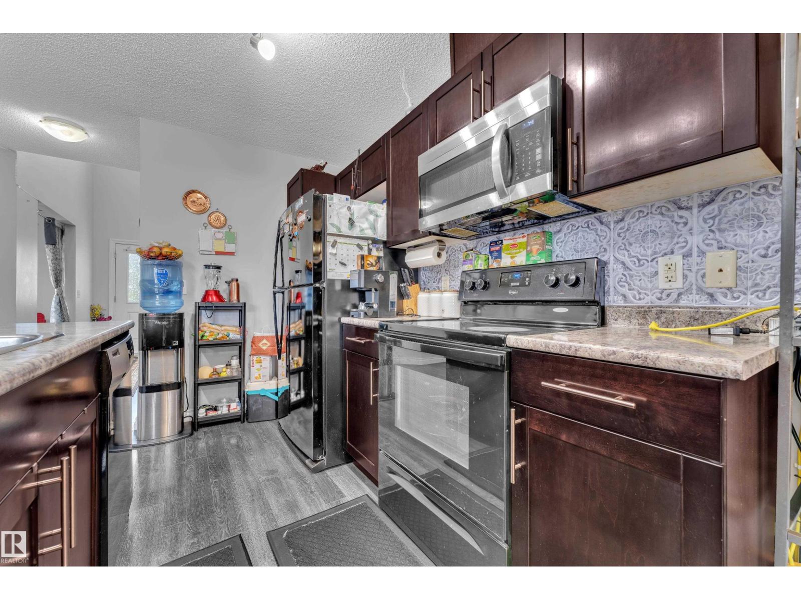 3127 16 AV NW - 14