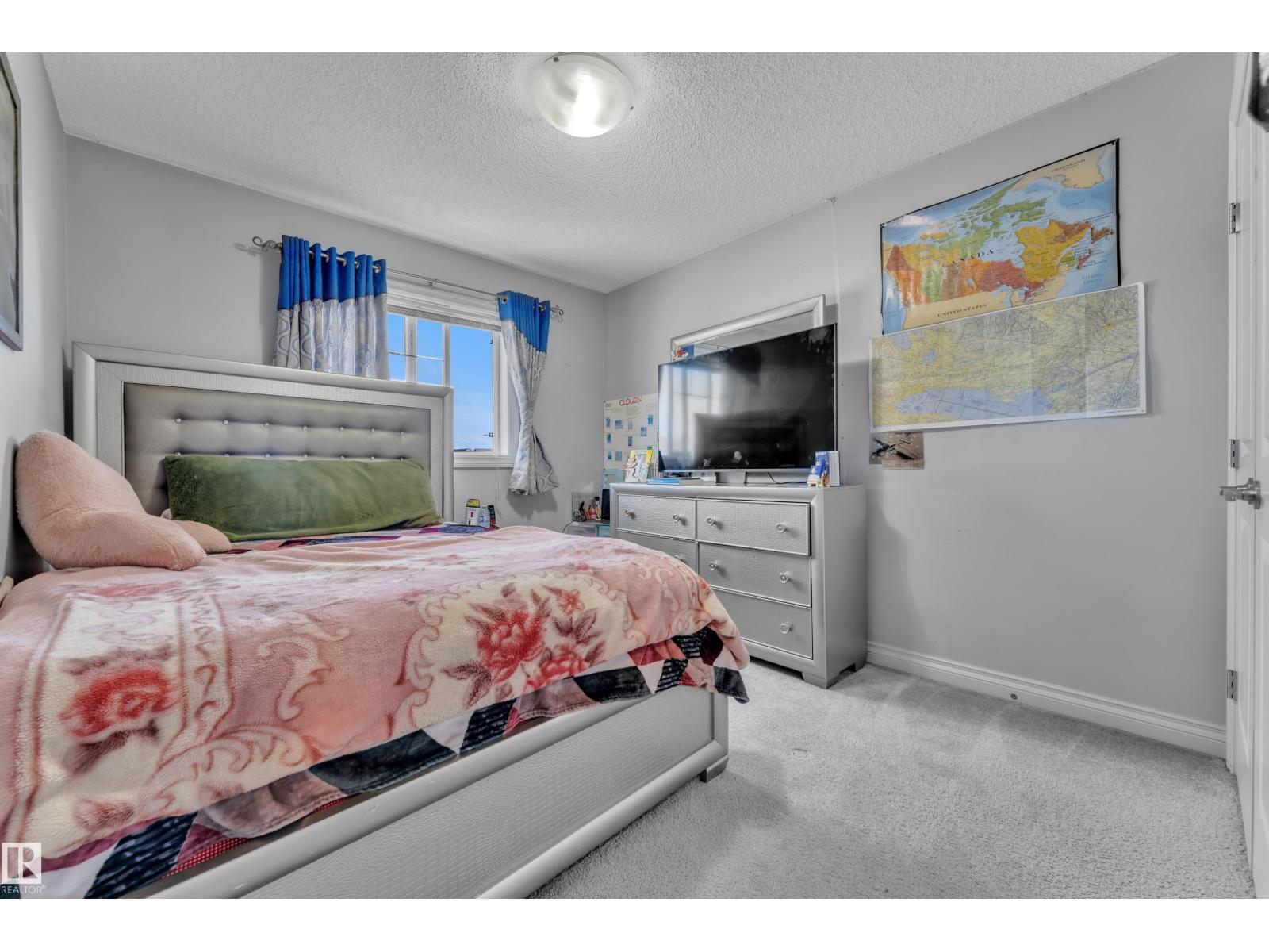 3127 16 AV NW - 18