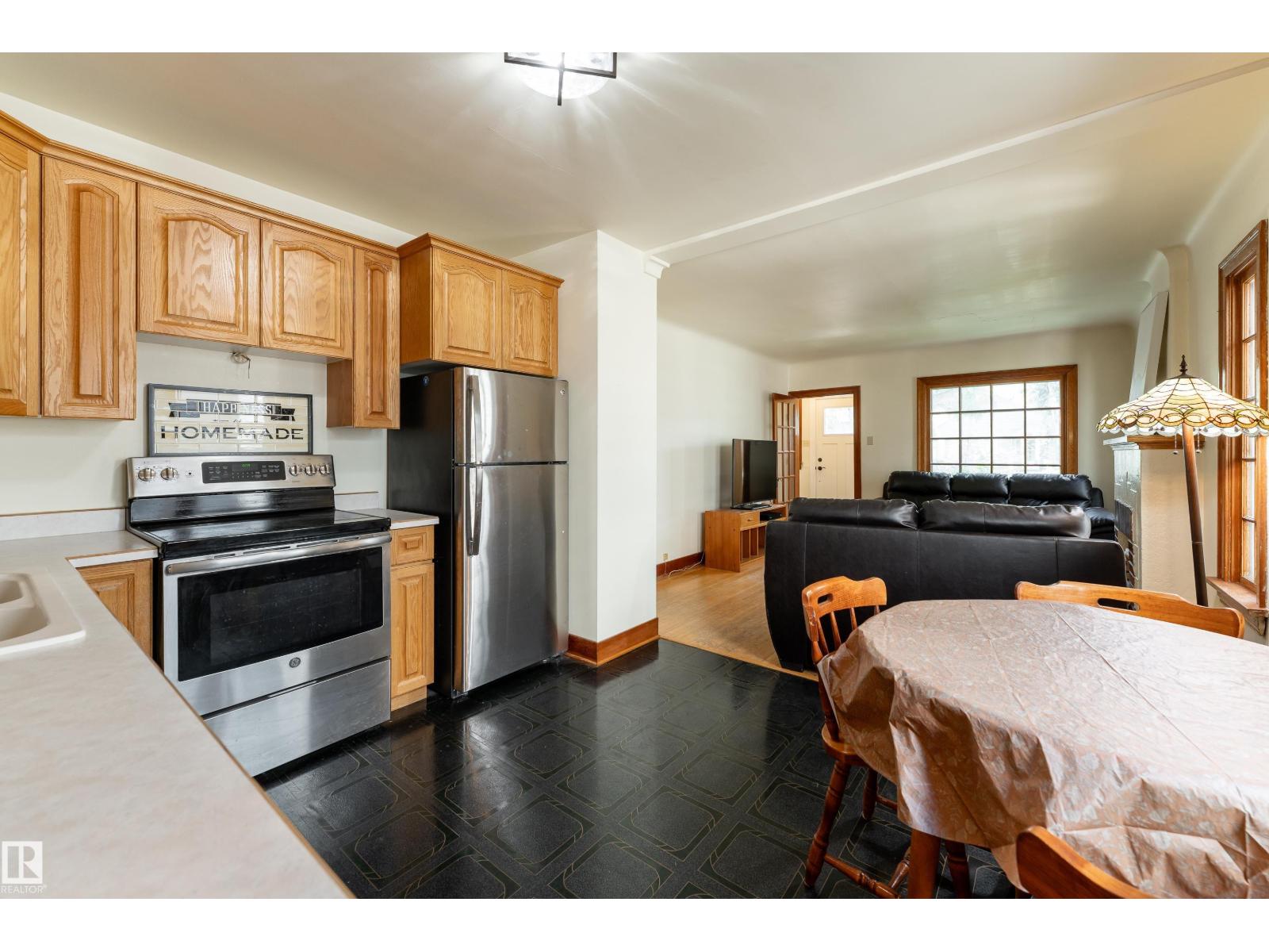 11108 81 AV NW - 12