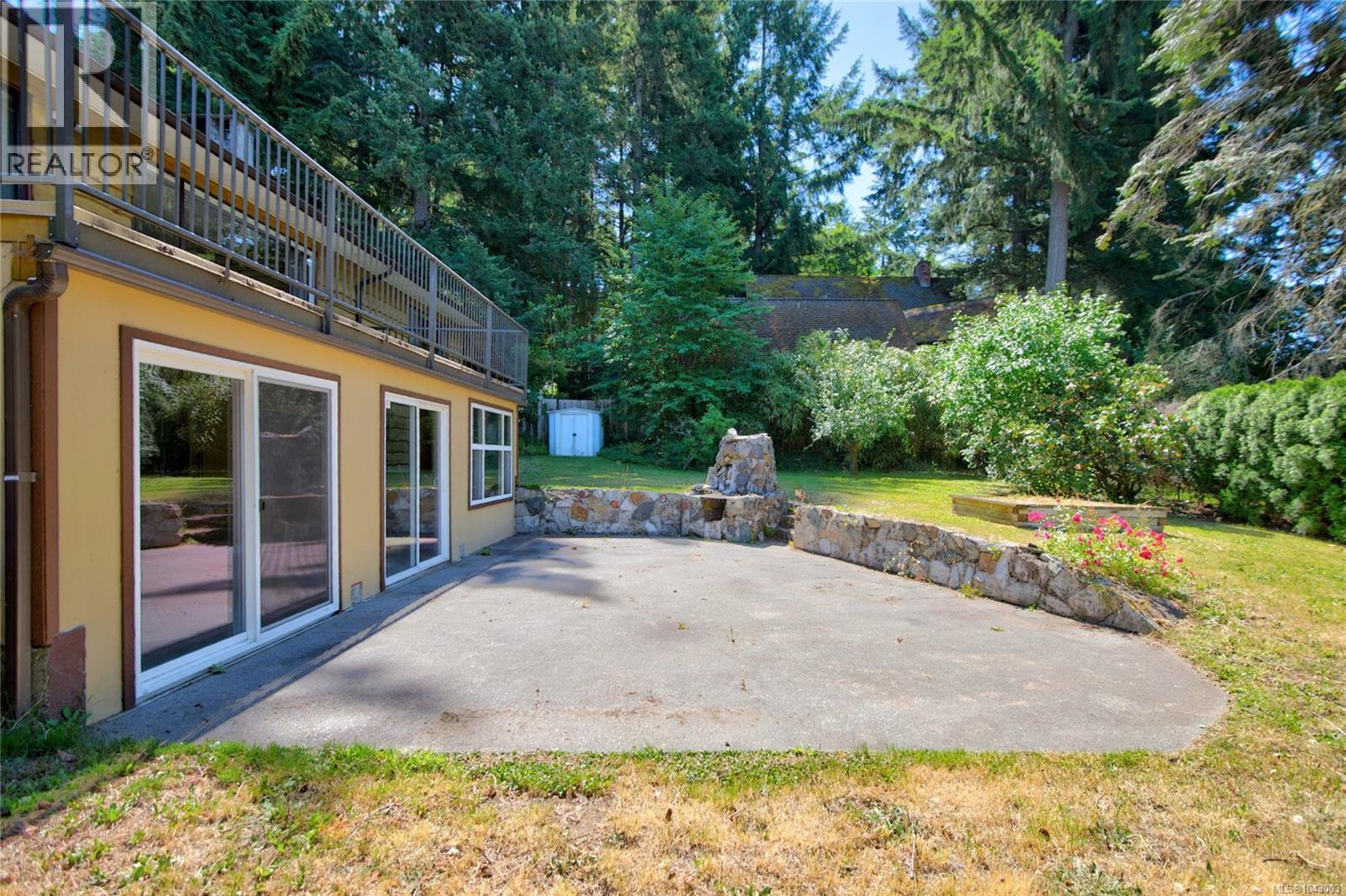 1051 Glen Urquhart Dr - 16