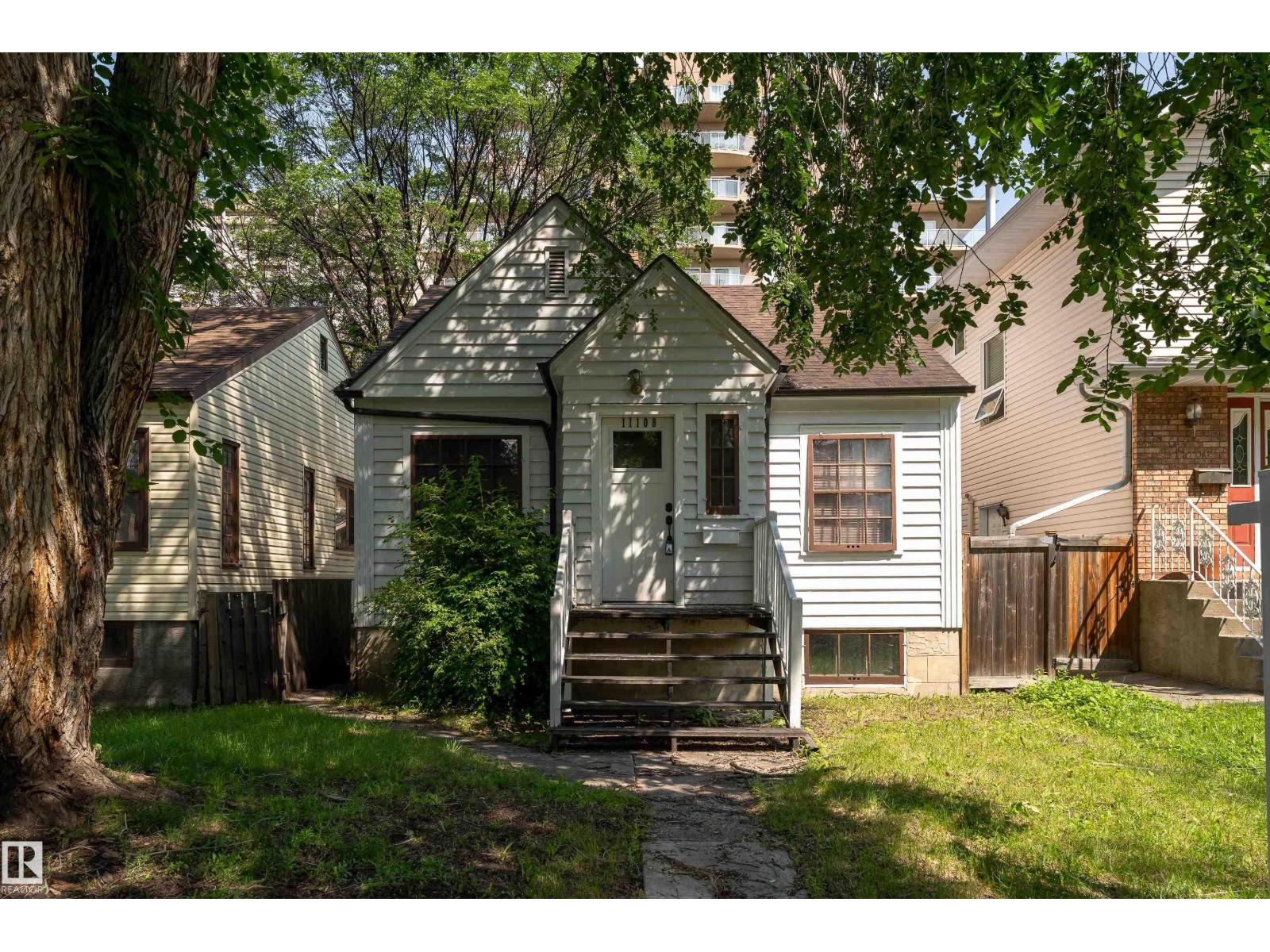 11108 81 AV NW - 1