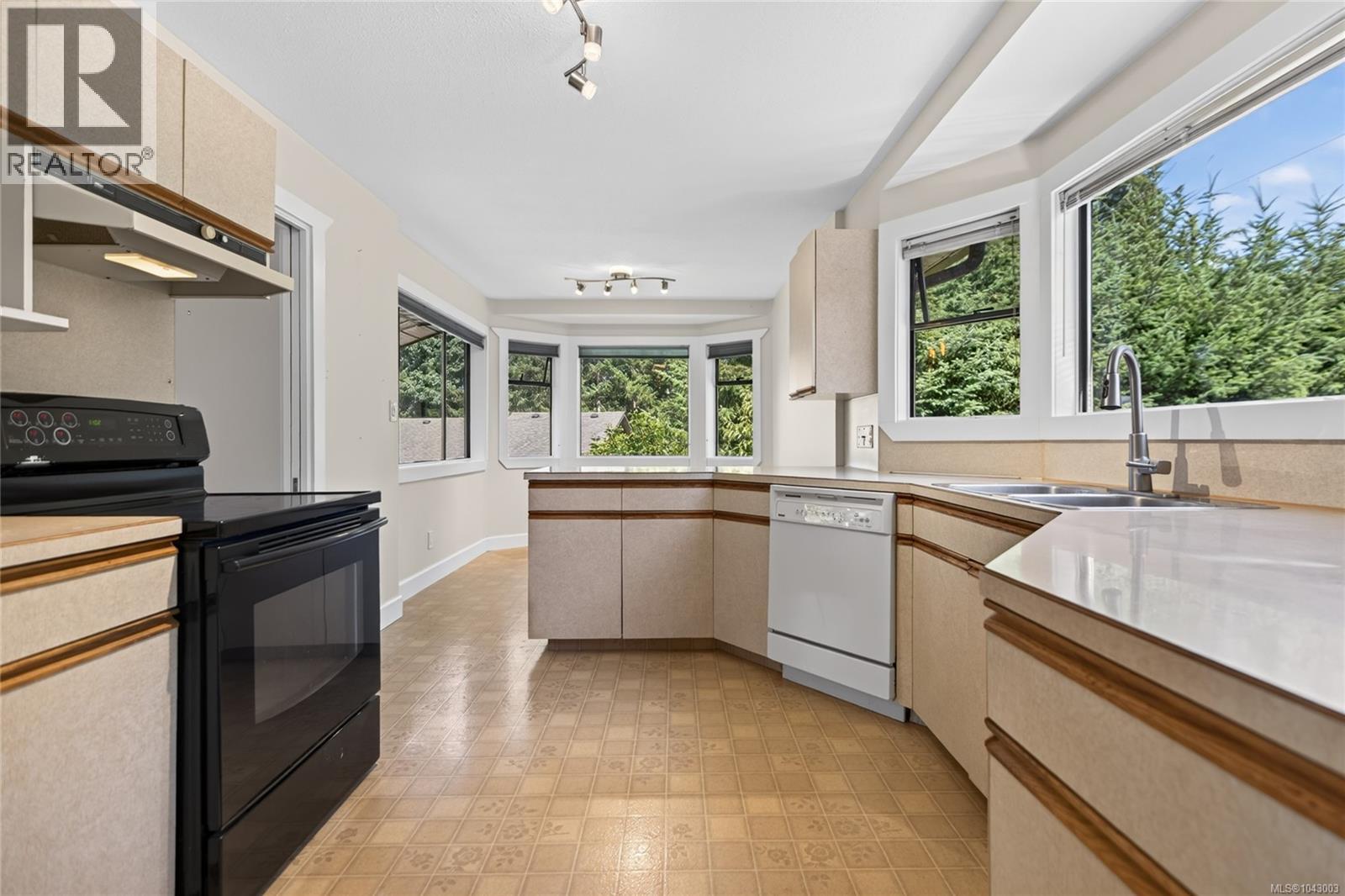 1051 Glen Urquhart Dr - 38