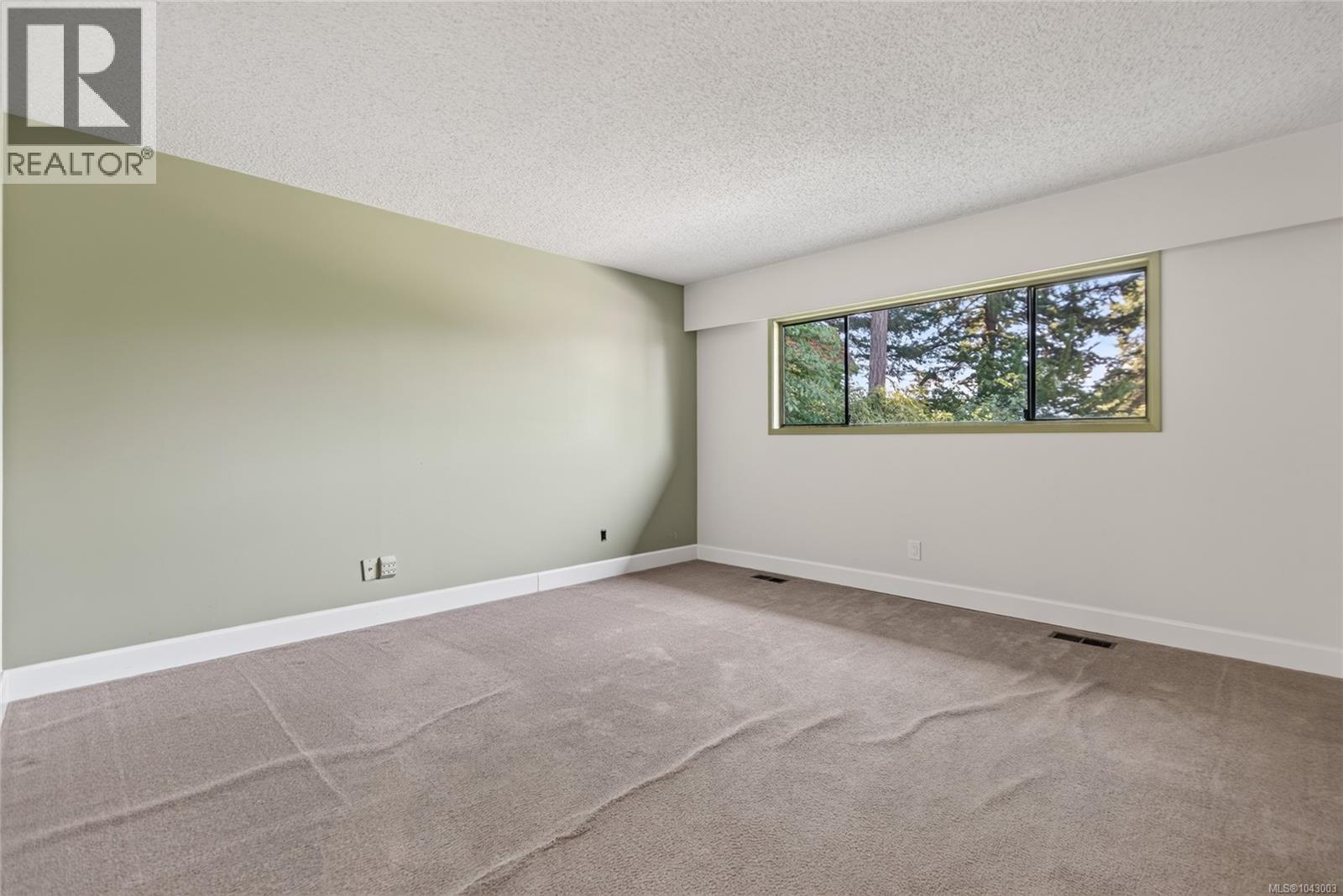 1051 Glen Urquhart Dr - 42