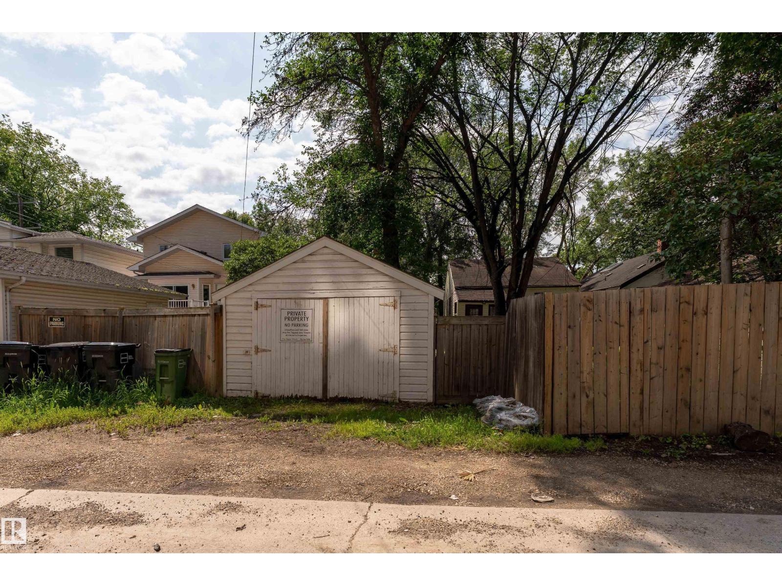 11108 81 AV NW - 41