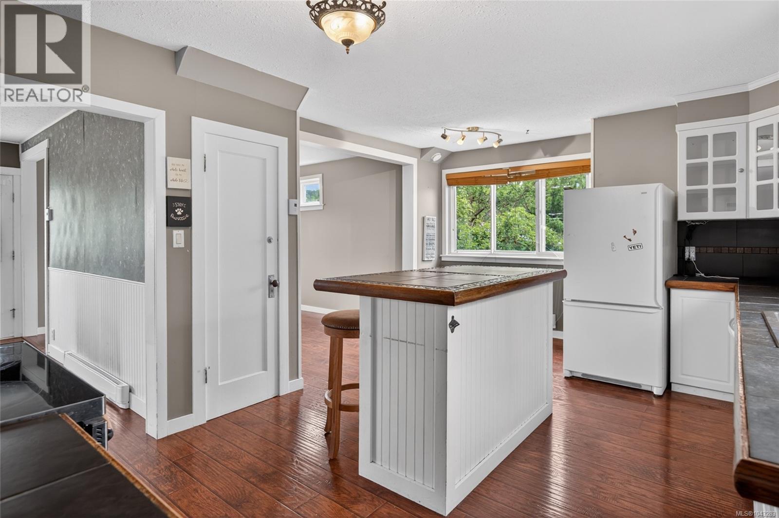 2798 10th Ave - 4