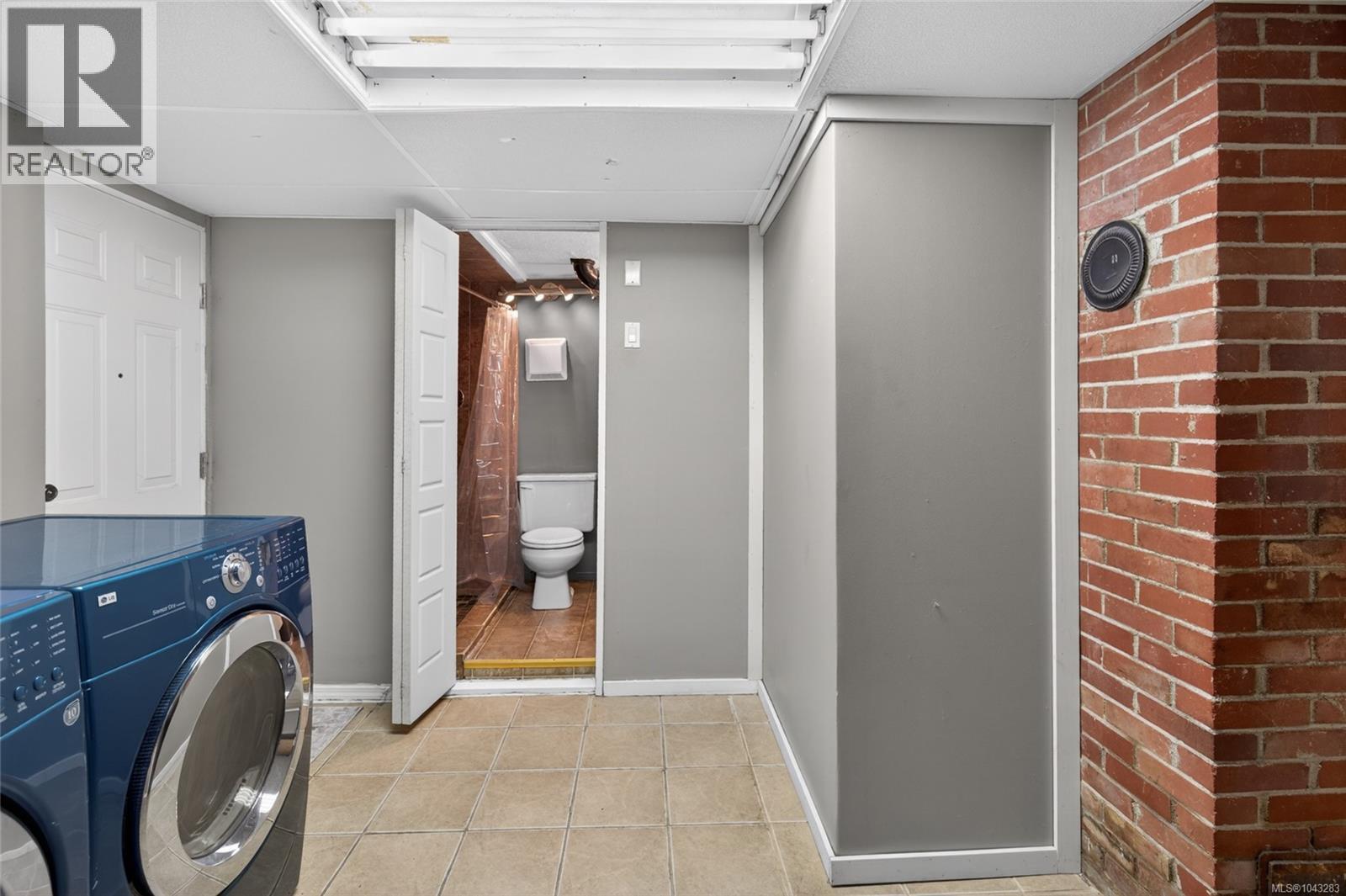 2798 10th Ave - 21