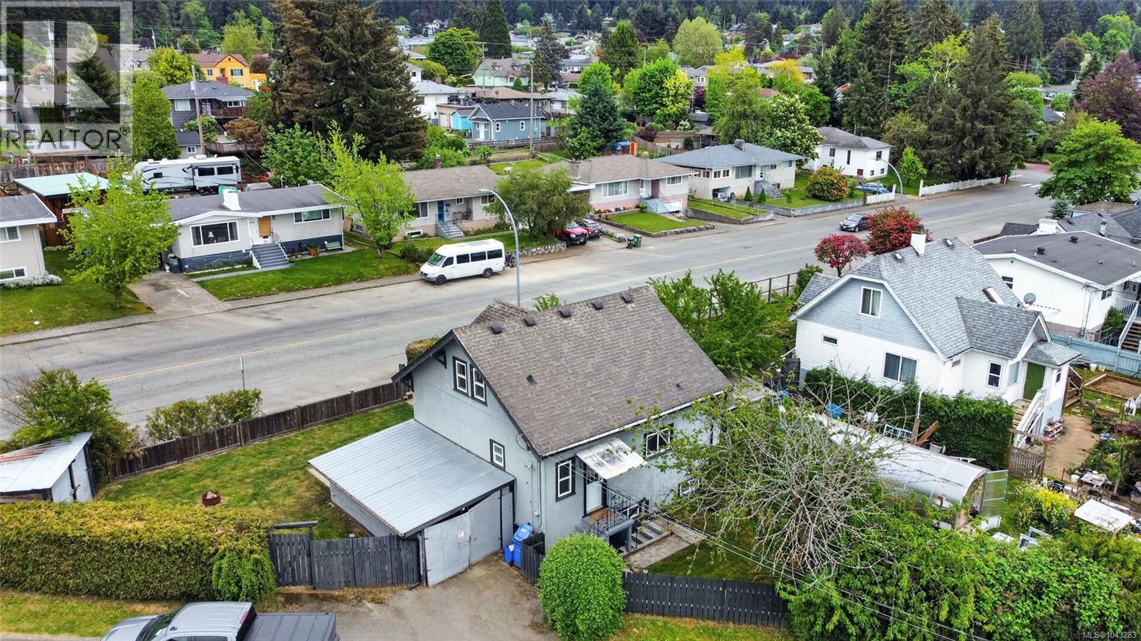 2798 10th Ave - 30