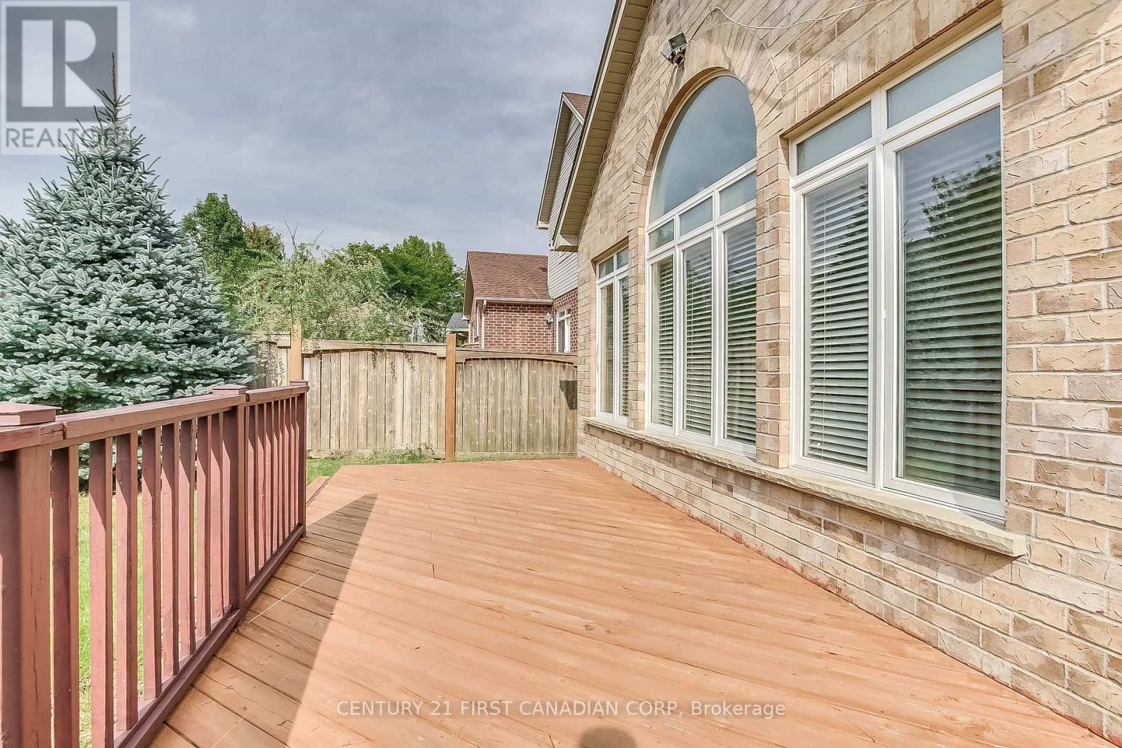 322 CHAMBERS PLACE - 28