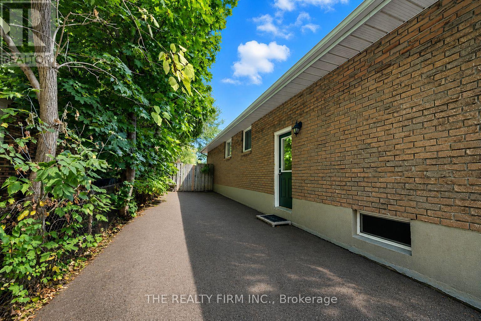 2 NOEL AVENUE - 3