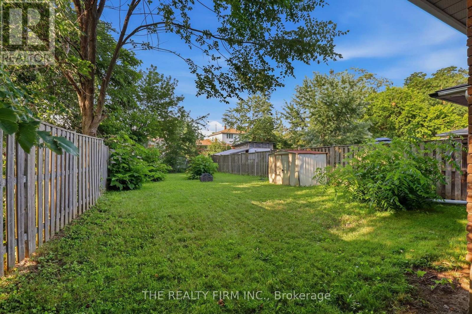 2 NOEL AVENUE - 32
