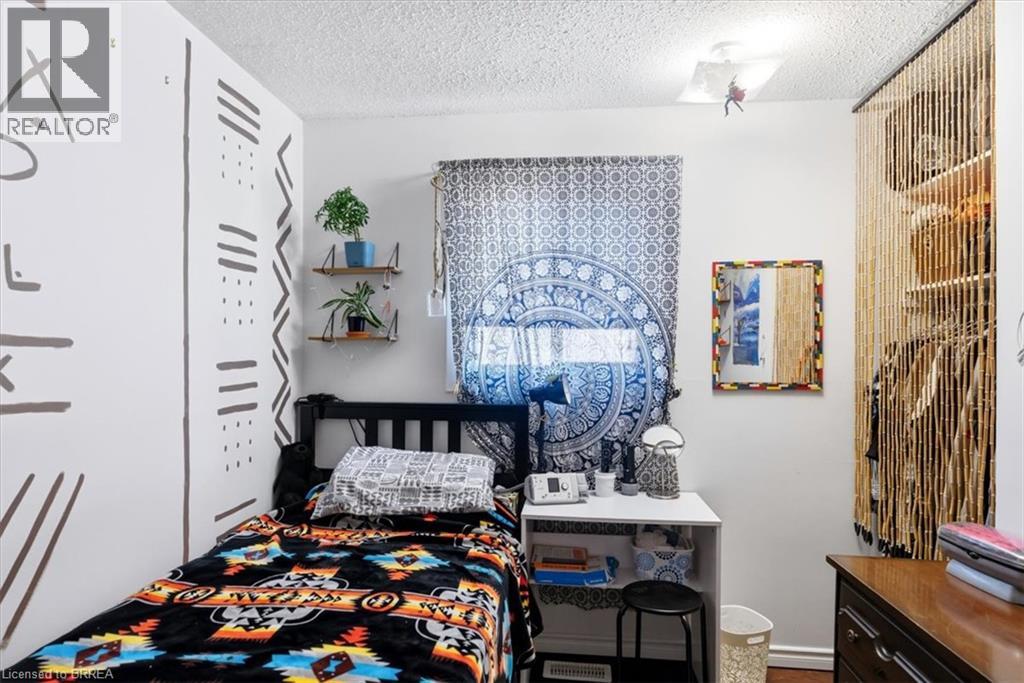 16 PALOMINO Drive - 27