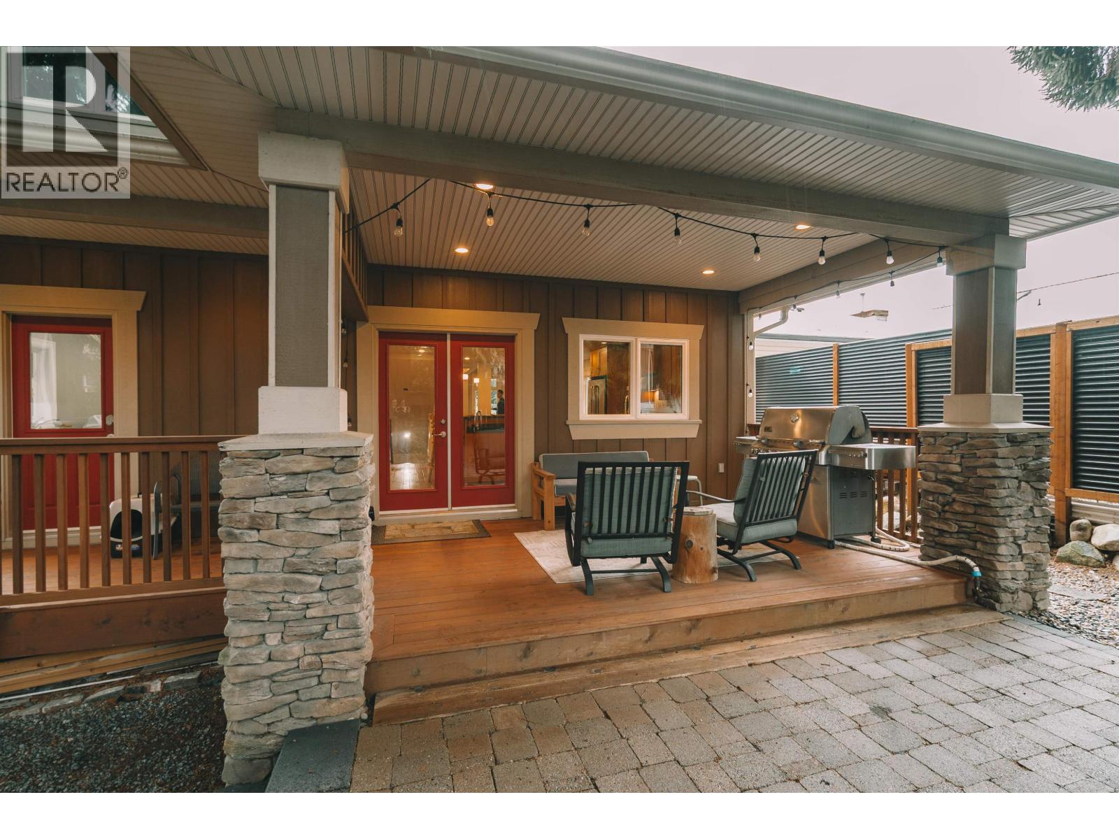 1845 HARBOUR STREET, Port Coquitlam