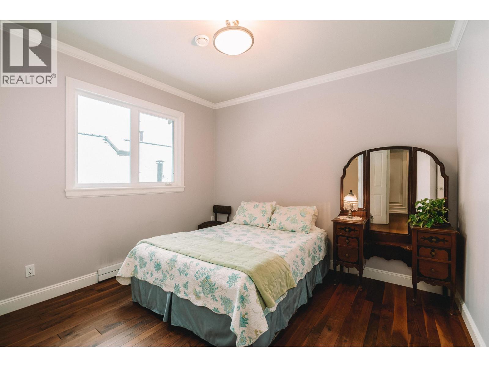 1845 HARBOUR STREET, Port Coquitlam