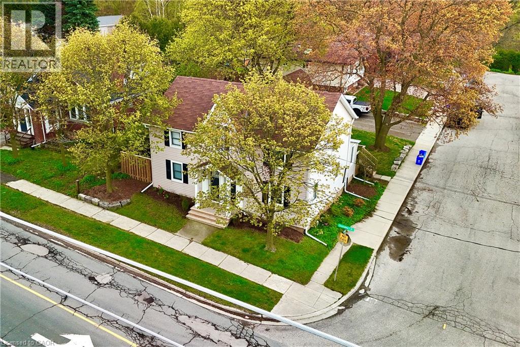 358 DUNDAS Street E - 3
