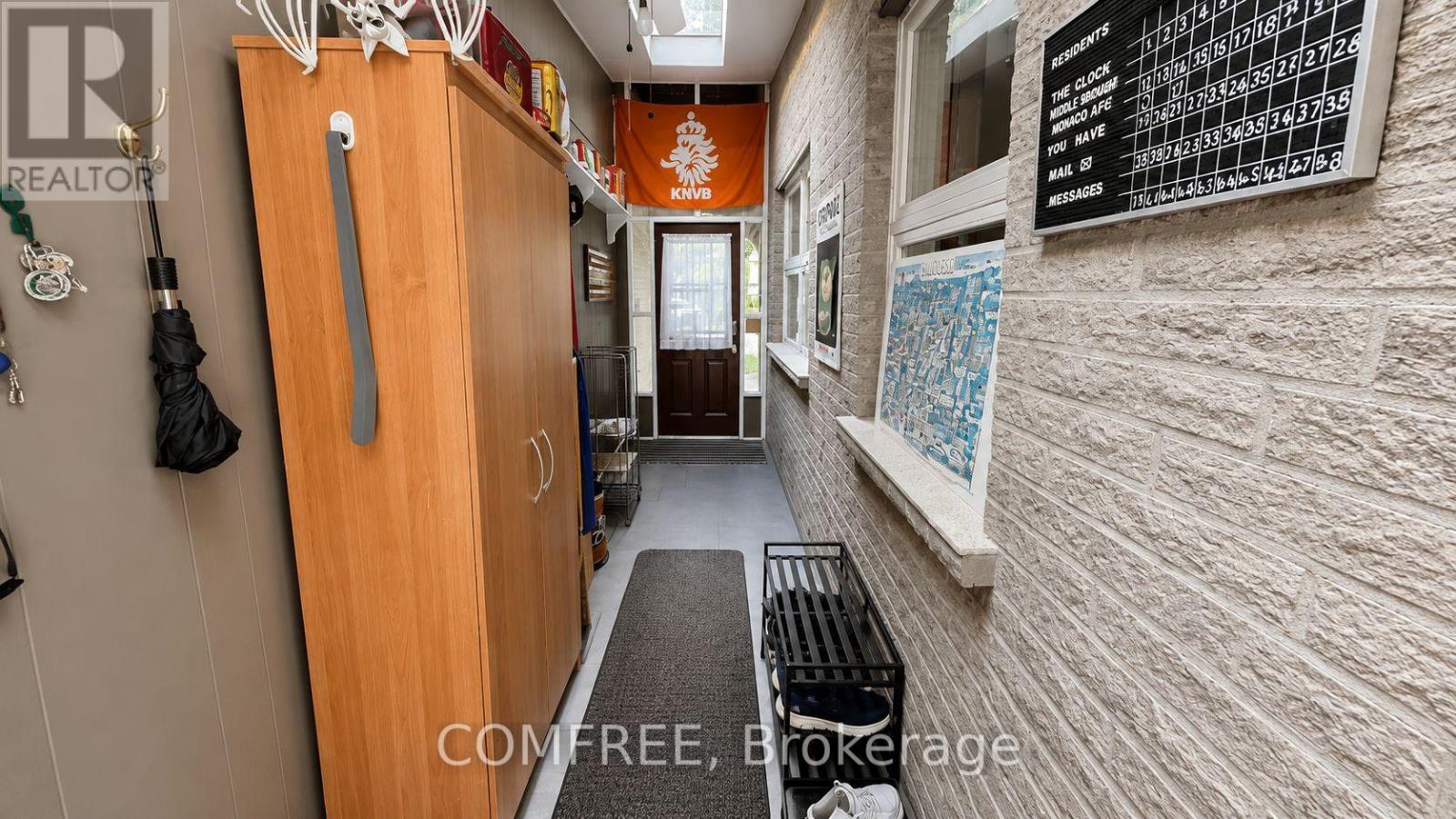 275 MARGARET STREET - 19